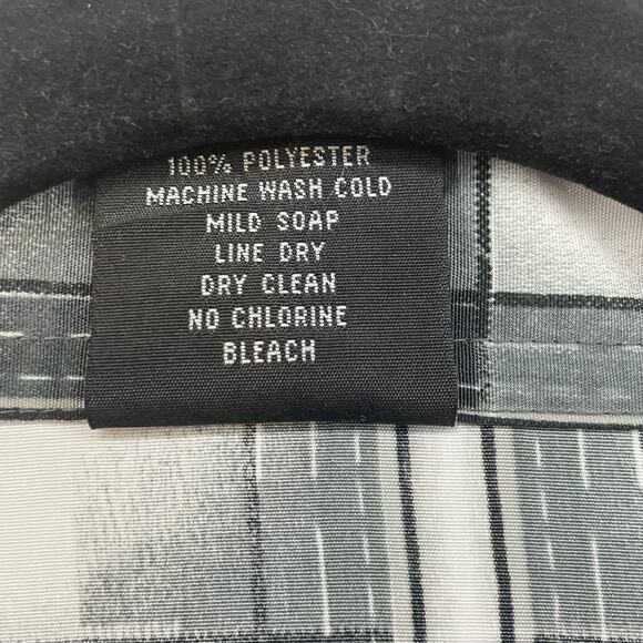 Southpole Shirt Mens XL Black White Checkered Plaid Short Sleeve Button Up Retro - Picture 6 of 9